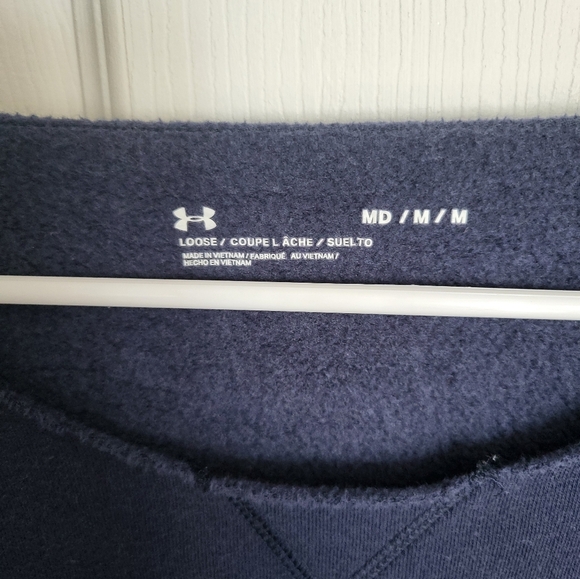 Ladies Under Armour Navy Sweatshirt Sz Med - Picture 3 of 4